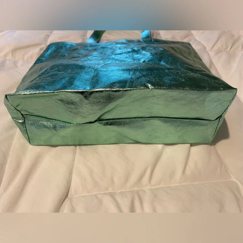 Metallic Green Tote Bag - Clinique - Picture 4 of 4
